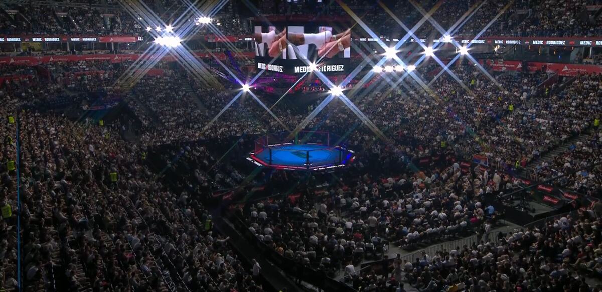 18.600 LJUDI, SPEKTAKL ZA PAMĆENJE I MEDIĆEVA EKSPLOZIJA ZA 30 SEKUNDI! UFC u Beogradu pomerio granice sporta, a Srbija pokazala da je sila u MMA svetu