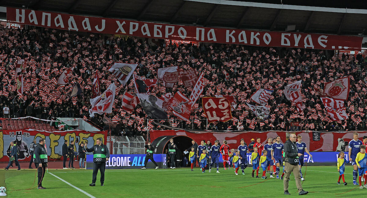 UEFA ŽESTOKO KAZNILA ZVEZDU! Crveno-beli na udaru - evo i zbog čega: Moraće da plate ozbiljnu cifru, a tu je i ZATVARANJE dela severne tribine!