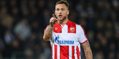 Više nije 89! Arnautović promenio broj u Zvezdi