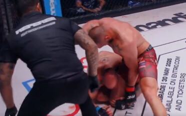 KRV PRŠTALA NA SVE STRANE! Hrvat preživeo horor, pa brutalnim nokautom uspavao Crnogorca! (VIDEO)