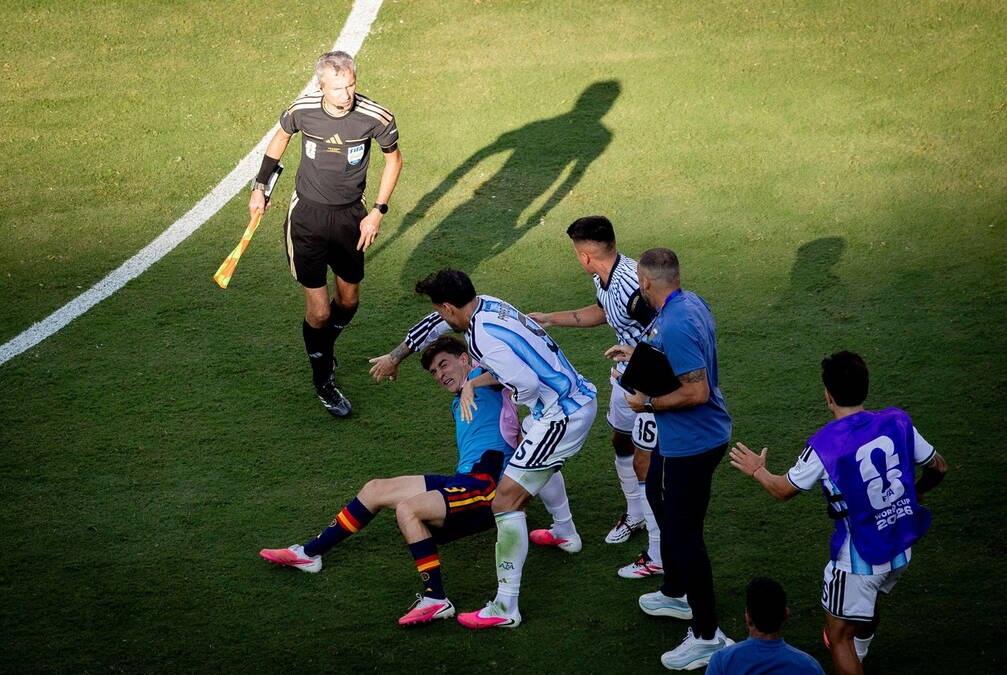FIFA pokrenula postupak protiv Paredesa: Zbog haosa posle finala čegaju ga drakonske kazne