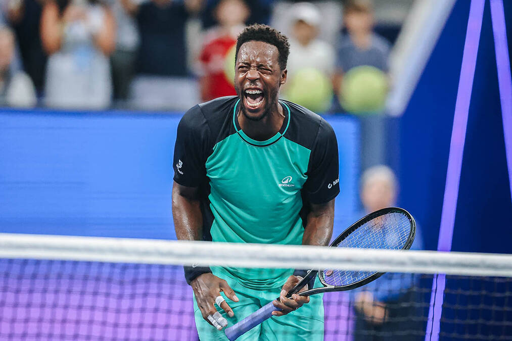 Gael Monfis ispisao istoriju tenisa: Proslavio 40. rođendan i napravio šou na US openu, ceo stadion mu pevao