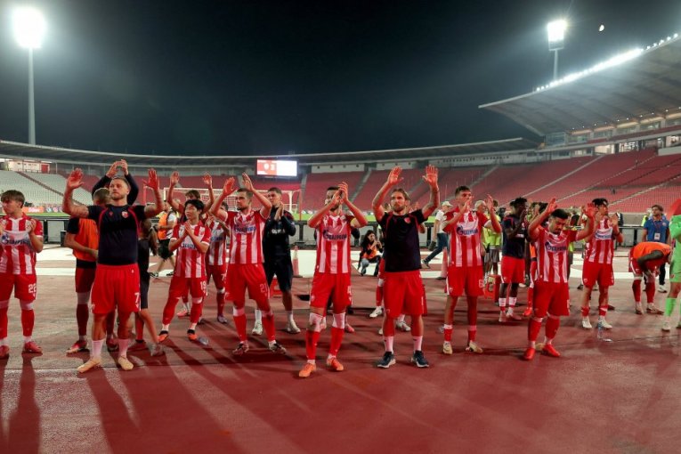 OVAKO IZGLEDA TABELA SUPERLIGE PRED REPREZENTATIVNU PAUZU! Partizan zaostaje mnogo za Zvezdom - OVO SE NE PAMTI!