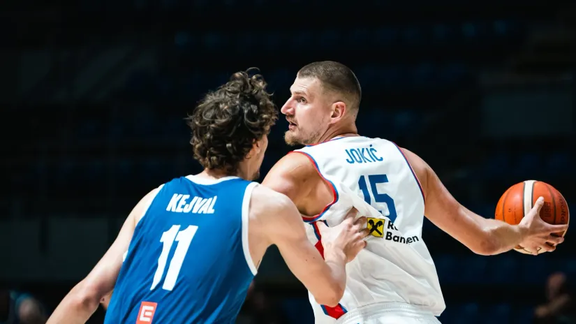 Ubedljiva pobeda zagrejanih Orlova: Jović zatrpao Čehe, Jokić ono njegovo