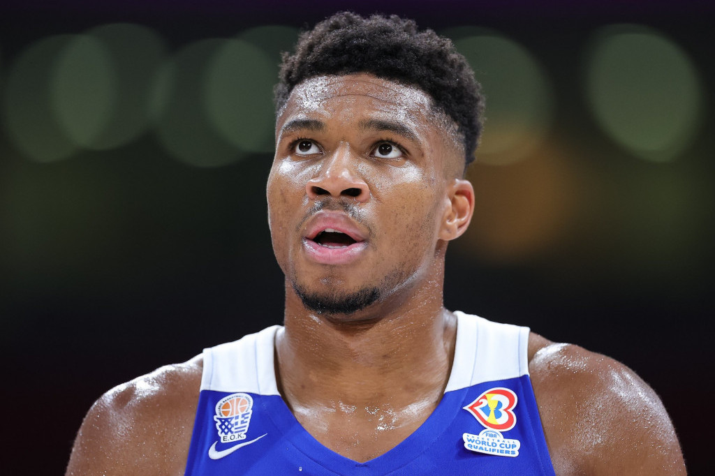 "BOMBA" IZ NBA LIGE: Janis zvanično prešao kod Srbina!