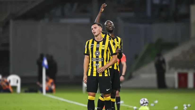 Nemački trener izmislio nešto novo Jan Karlo Simić kao desni bek