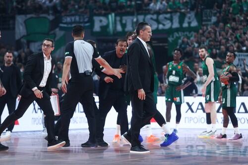 ATAMAN HTEO DA BIJE TRENERA VALENSIJE, ŠPANAC GOSPODSKI ODGOVORIO NOVINARIMA: Nisam neko ko će ga osuđivati...