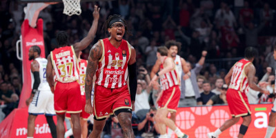 Moneke ponovo zapalio društvene mreže: On i bivši saigrač pecnuli Partizan i hvalili crveno-bele!