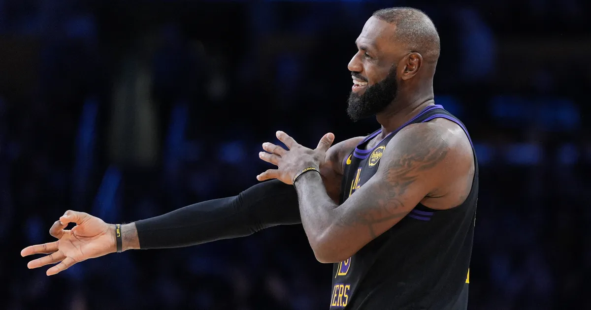 Lebron Džejms pomenuo Divca i Stojakovića: "Peđa, Vlade..."