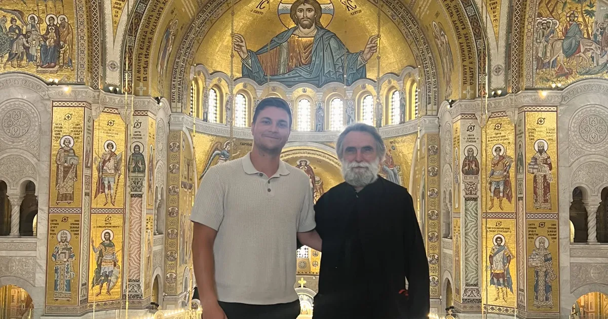 Srpski teniser posetio hram Svetog Save pred meč Đoković - Siner: "Ista sila koja je raznela..."