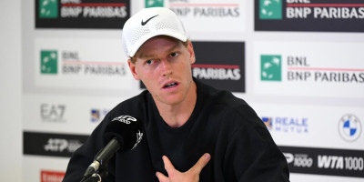 Tenis se raspada - Janik Siner grmi, osuo paljbu po moćnicima: Ovo od njega niko nije očekivao
