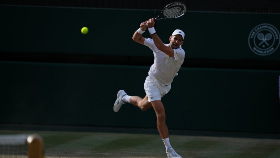 "NEVEROVATNO JE ONO ŠTO RADI NOVAK ĐOKOVIĆ": Ruskinja uporedila Srbina sa sportskim legendama