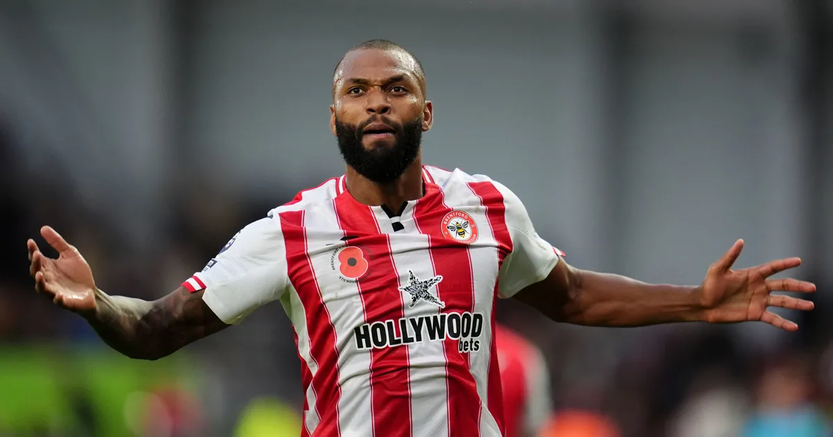 Brentford održao čas fudbala slabašnom Čelsiju i "napunio" mrežu Emilijanu Martinezu