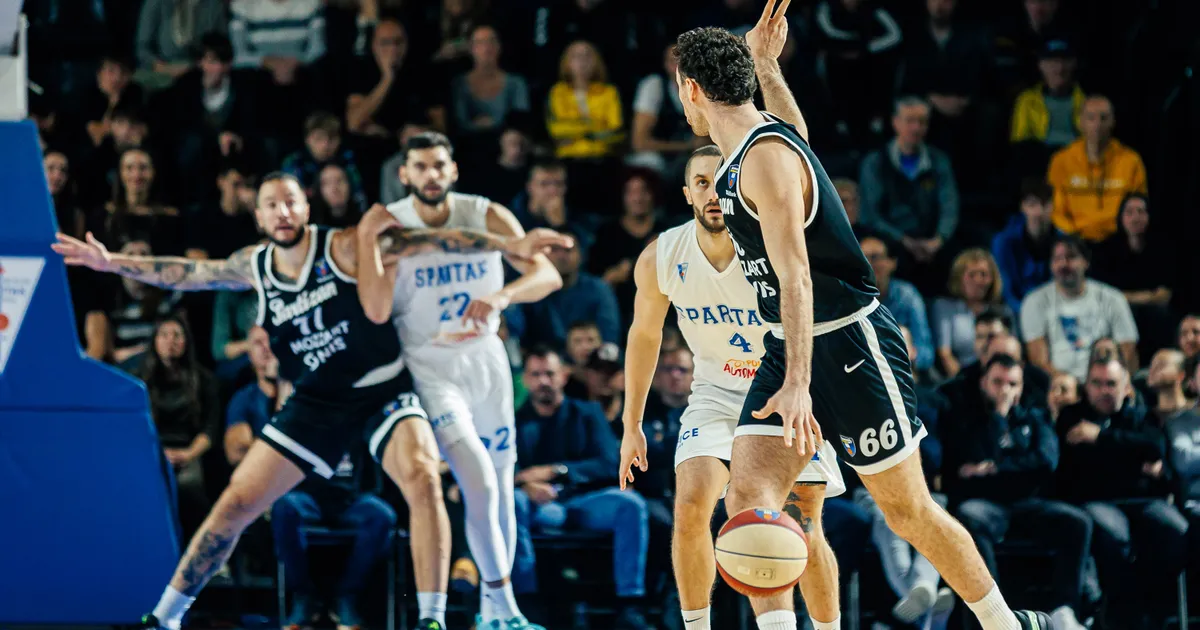 Sudije napravile 12 grešaka na utakmici Spartak - Partizan, suđenje ocenjeno iznad proseka