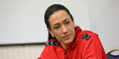 Potrebne su nam "ratnice sa osmehom"! Andrea Lekić bez uvijanja o srpskom rukometu