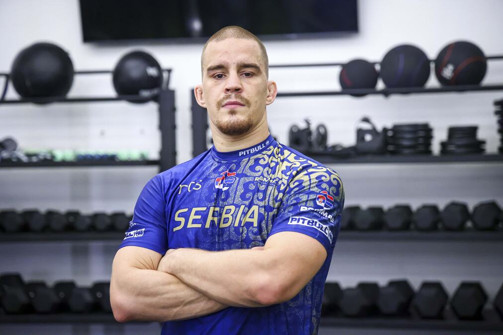 PRED NAJVAŽNIJI MEČ U UFC, DUŠKA JE PREGAZIO AUTO U BEOGRADU! POVREDE SU BILE JEZIVE: Todorović je živi dokaz da u Srbiji nastaju šampioni
