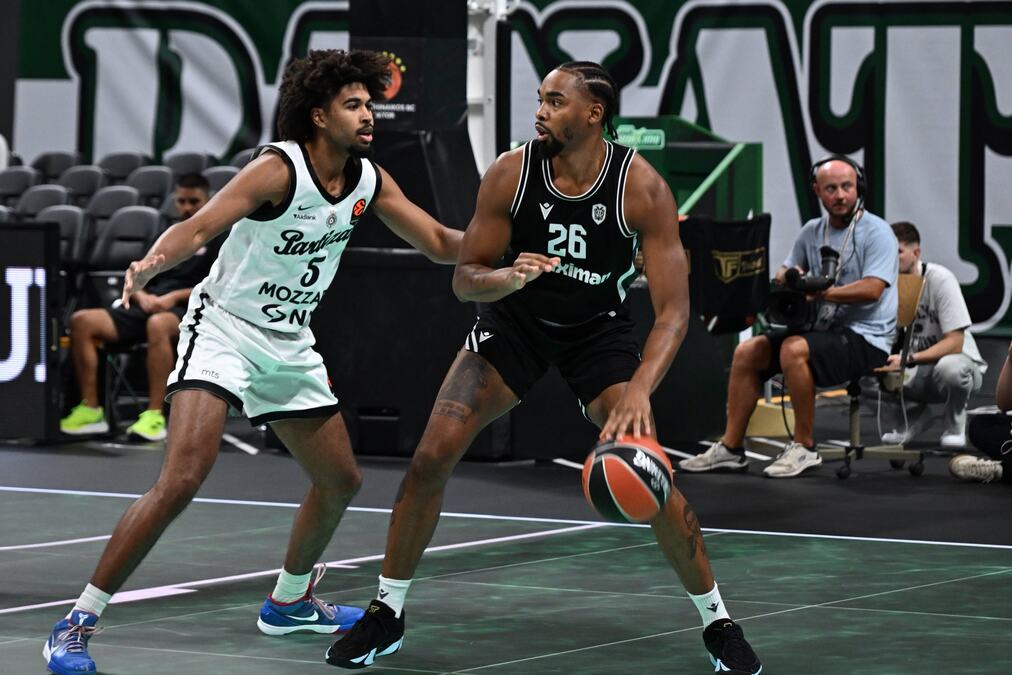 PORAZ KOJI NE BOLI, ALI OTKRIVA MNOGO: Partizan još nije spreman za ono što ga čeka u Evroligi? Olmen kao "pao sa marsa", duva promaja u odbrani...
