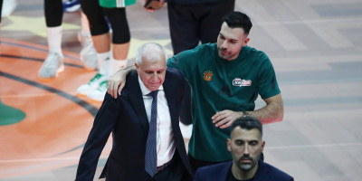 Obradović povukao prvi rez: Senzacija Evrolige i bivši Jokićev saigrač napustili PAO