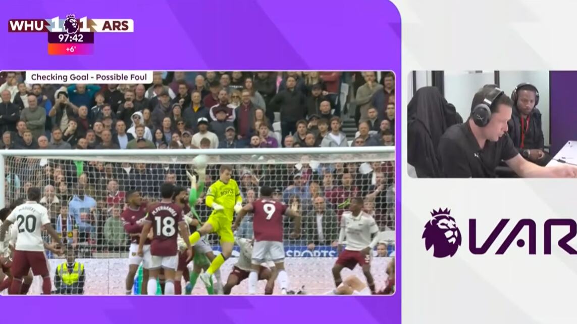 ŠMAJHEL GRMI ZBOG ARSENALA! Ovo je skandal! Pet minuta su tražili razlog da ponište gol!