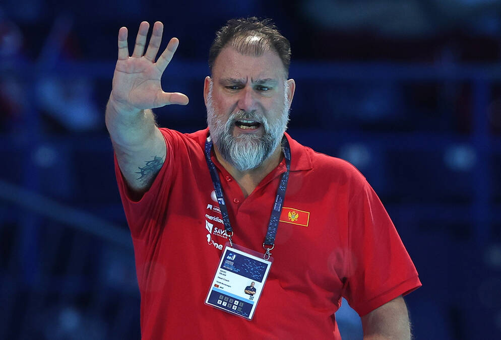 Dejan Savić nije zadovoljan ni kad pobedi Srbiju: "Mi to nikako da rešimo"