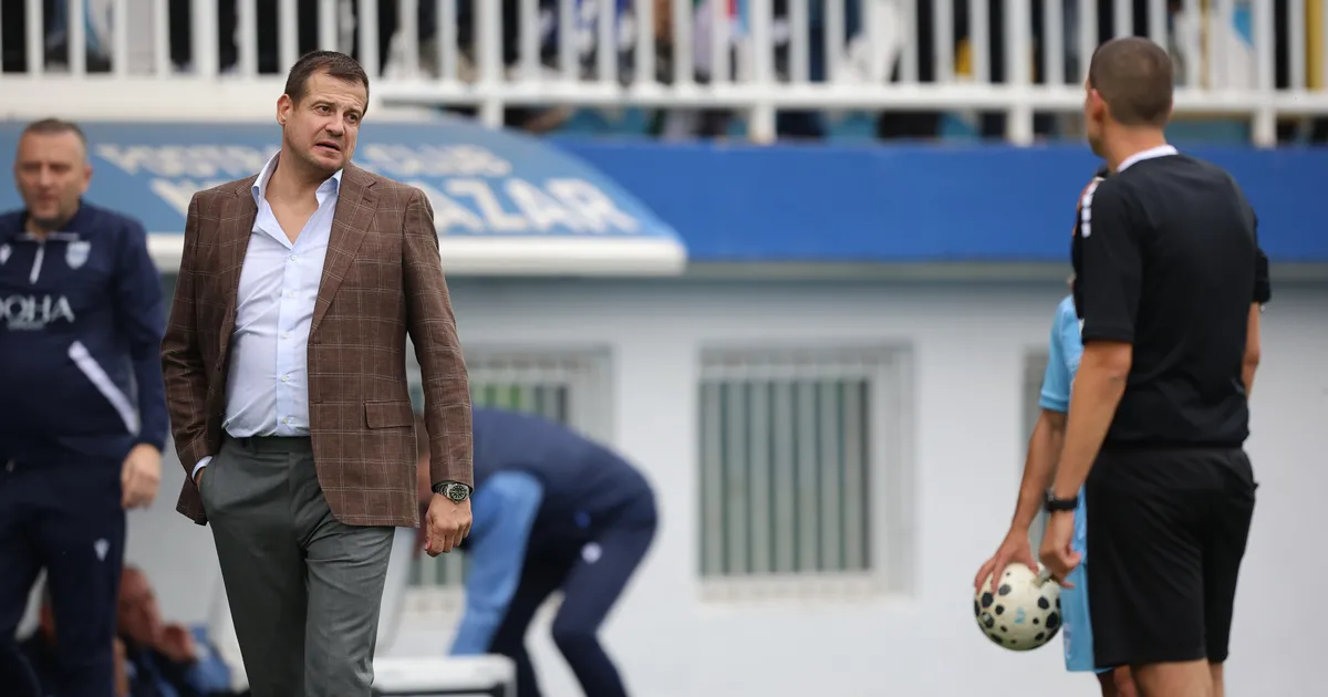 Nenad Lalatović besan na arbitra: "Da mu nije oca, nikad ne bi sudio! Ako ovako treba Novom Pazaru..."