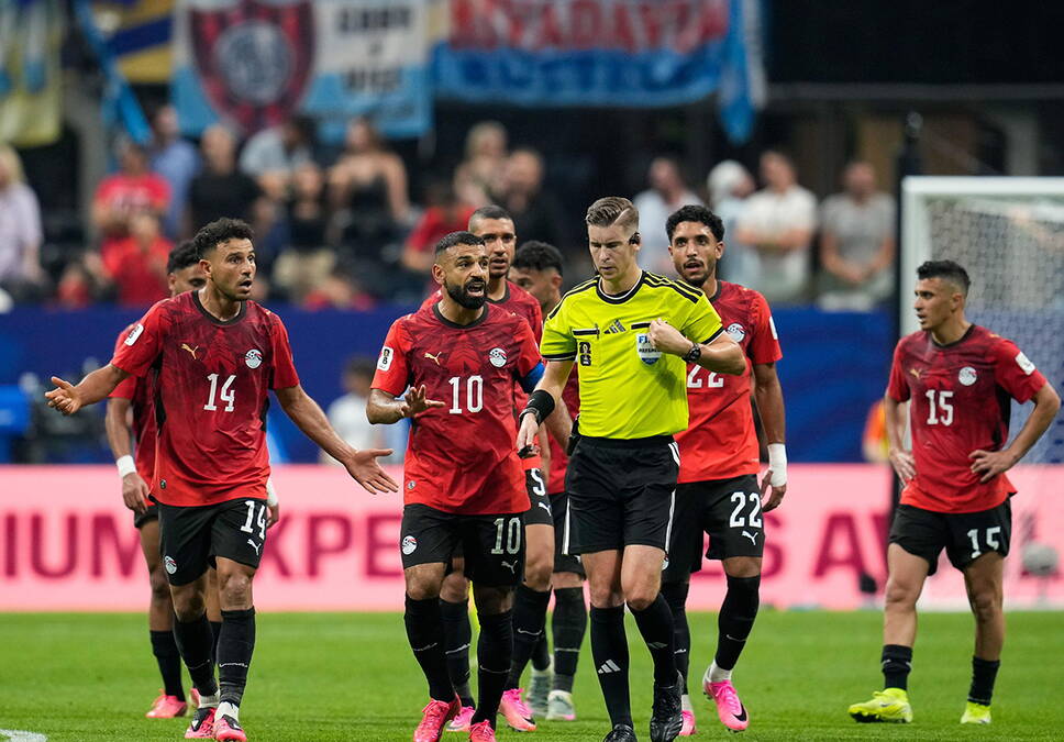 "Niko ne gura Mesija, VAR je sve proverio": FIFA objasnila zašto Egišat nije oštećen
