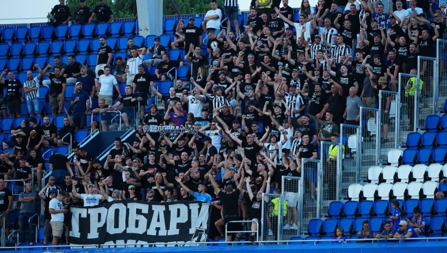 Grobari na treningu Partizana poslali jasnu poruku fudbalerima pred Hetafe!