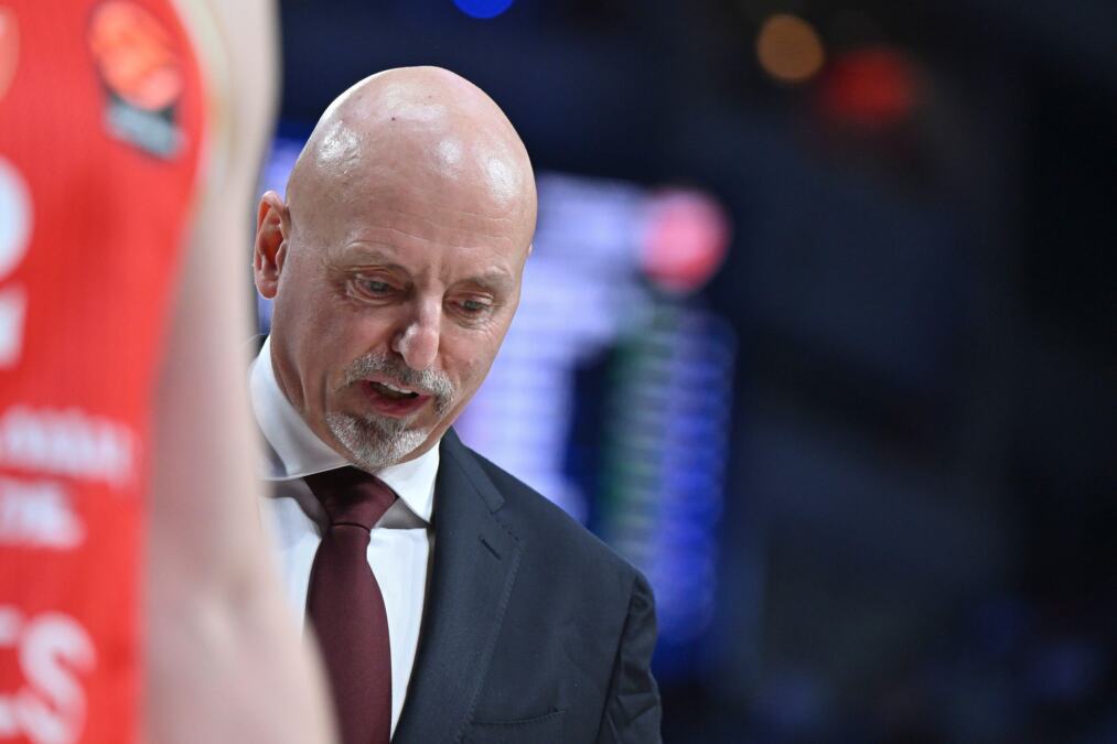 ZVEZDA JE PROŠLOST: Saša Obradović predstavljen u novom klubu (FOTO)