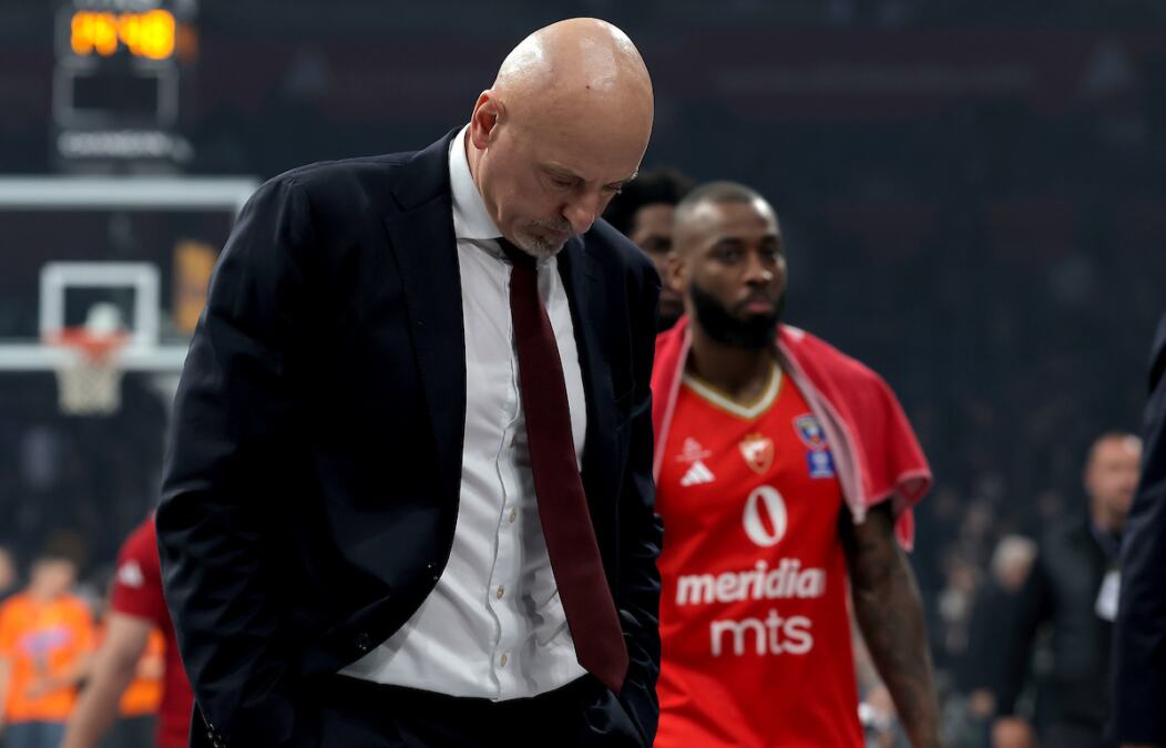 PRST U OKO DELIJAMA! OBRADOVIĆ BEZ DLAKE NA JEZIKU: "Zvezda je završila gde joj je mesto!"