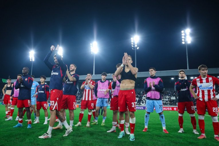 Crvena zvezda rešila ključno pitanje: Delije slave - novi ugovori za dvojicu fudbalera (FOTO)