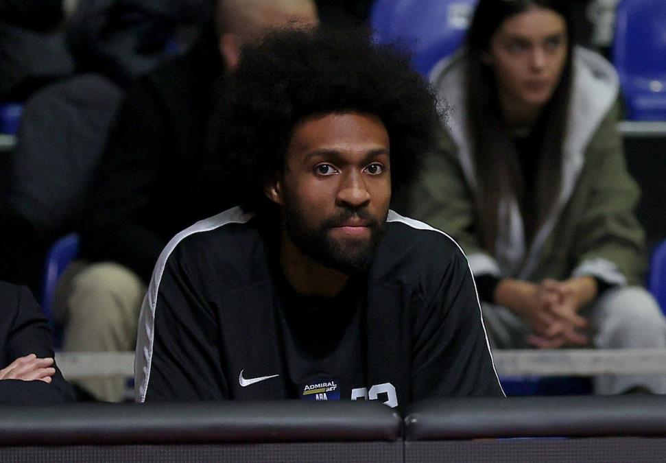 AUUUU... PARTIZAN ODLUČIO ŠTA ĆE DA URADI SA DŽABERIJEM PARKEROM! Izuneđena odluka, ovo se sigurno neće svideti navijačima...