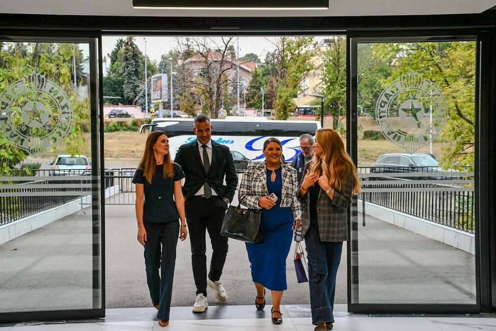 SRBIJA JE SPREMNA ZA ORGANIZACIJU EVROPSKOG PRVENSTVA U FUDBALU: Delegacija UEFA u obilasku gradova domaćina (FOTO)