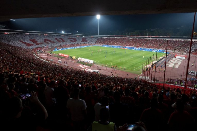 SPORTISSIMO SAZNAJE! Evo šta je istina o dolasku levog beka u Crvenu zvezdu