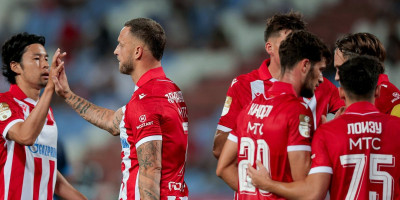 Lagana pobeda Crvene zvezde: Arnautović se razigrao protiv Nišlija!