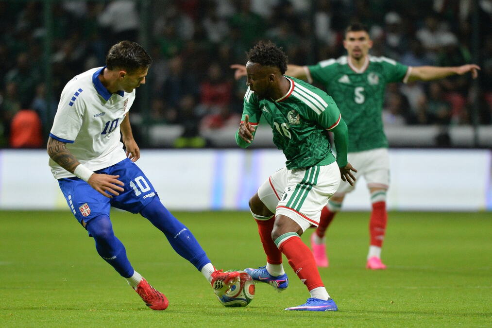 CELA PLANETA SE TRESE - POČINJE SVETSKO PRVENSTVO U FUDBALU: Evo gde možete pratiti prenos meča Meksiko - Južna Afrika