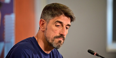 Zašto pitate za njega?! Paunović izvadio telefon i pročitao šta mu je igrač poslao: Ne volim da radim ovo...