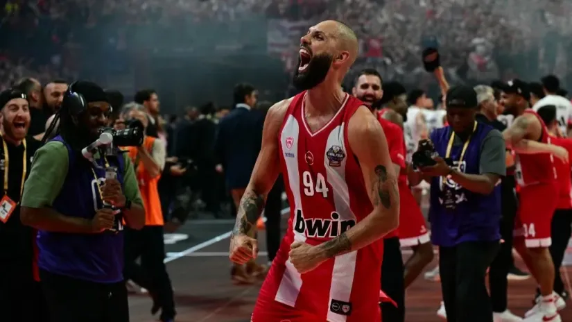 UTAKMICA SEZONE! Pao rekord Evrolige, Olimpijakos istopio -28 u Valensiji za čudesnu pobedu