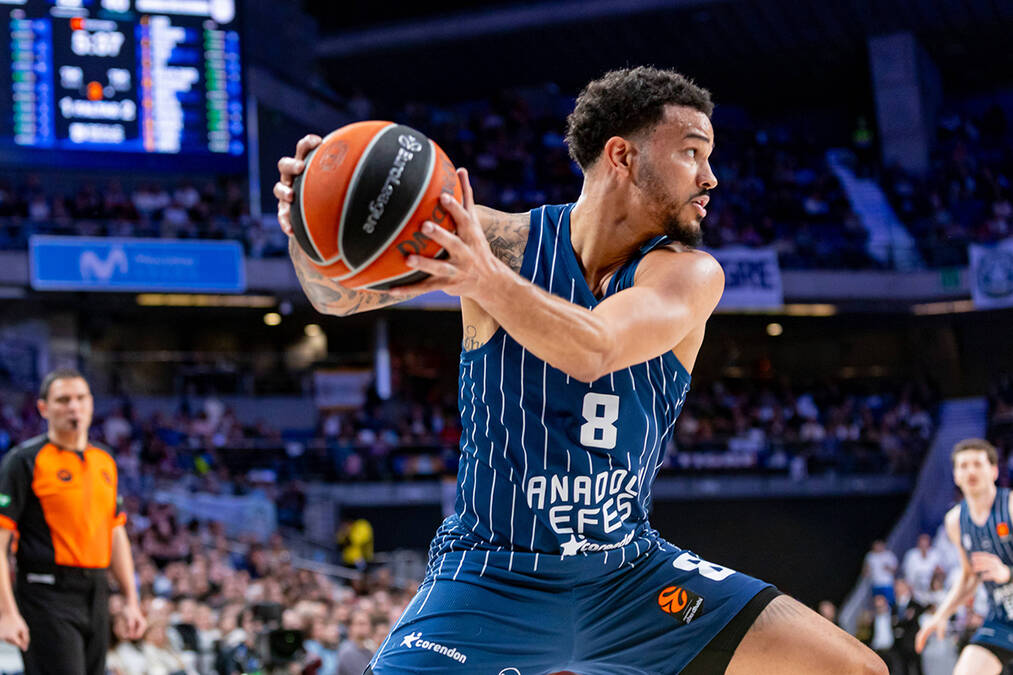 Asvel se oglasio zbog Nika Vejler-Baba i Zvezde: "Mi smo ga poslali na pozajmicu"