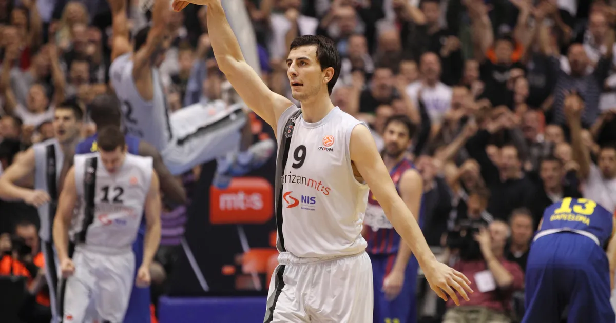 Leo Vesterman nije zaboravio Partizan ni posle 14 godina, pred Armani ima poruku na srpskom za Grobare