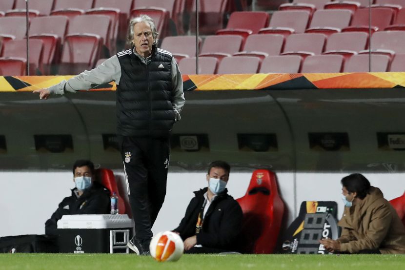 Ronaldo i Portugal ispali sa Svetskog prvenstva, sada već stiže novi selektor: Legenda je zemlje