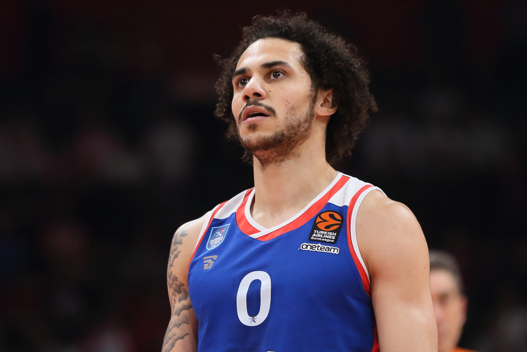 Kakva izdaja: Larkin platio da iz Efesa pređe u Fenerbahče