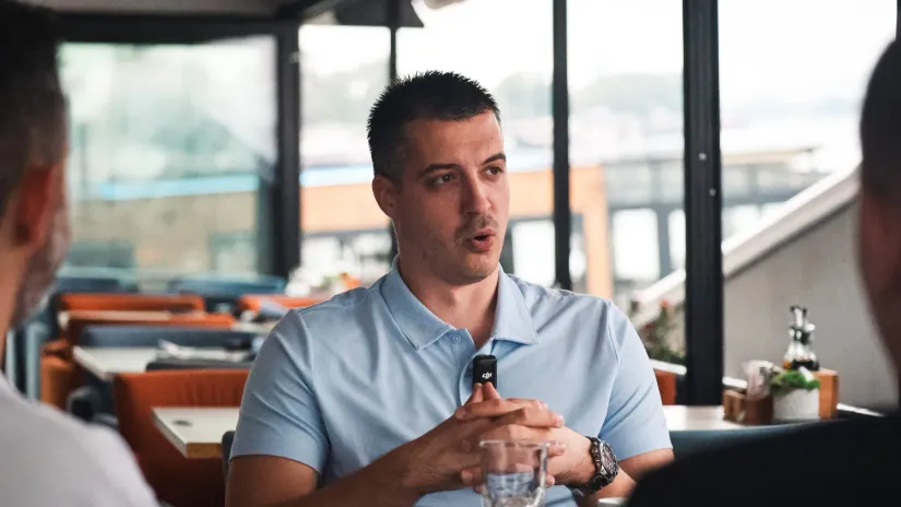 Alhemija Stevana Mijovića sa dečacima od poverenja: Stigne mi poruka 'Kouč, koga čuvam sutra?'