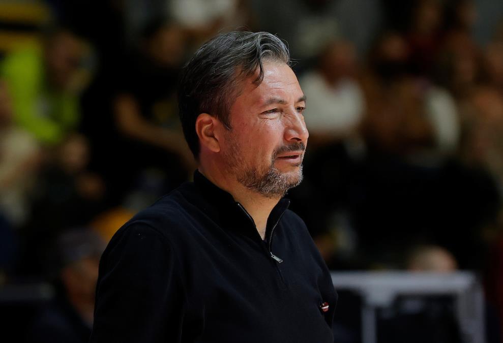 OZBILJAN UDARAC ZA ITALIJANE PRED MEČ SA SRBIJOM! Luka Banki saznao užasnu vest, plejmejker koji je ovog leta bio sa reprezentacijom NE MOŽE DA IGRA!