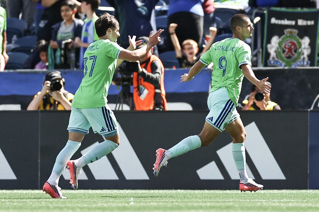 SRBIN NASTAVLJA DA REŠETA U MLS LIGI! Nova maestralna utakmica i gol za Dejana Joveljića