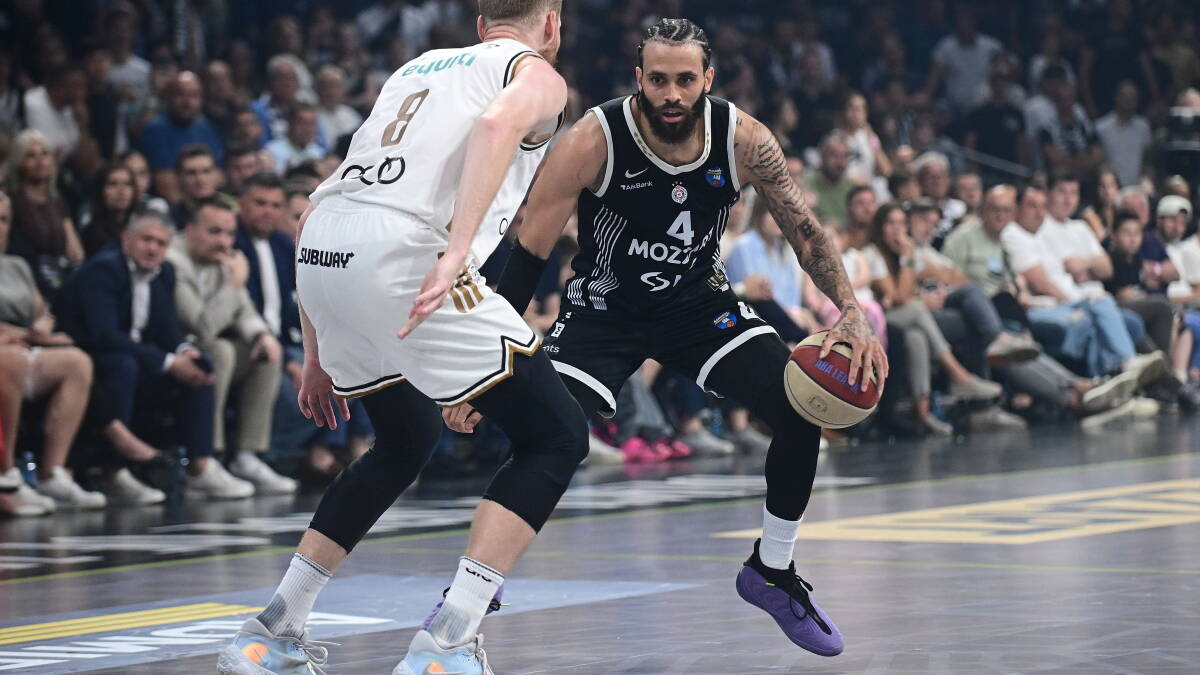 Partizan se u ponoć oprostio od Amerikanca: "Dva trofeja za dve godine, hvala na svemu"