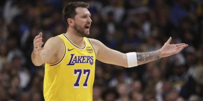 Dončić zapalio parket: 21 poen za samo 16 minuta u ubedljivoj pobedi Lejkersa