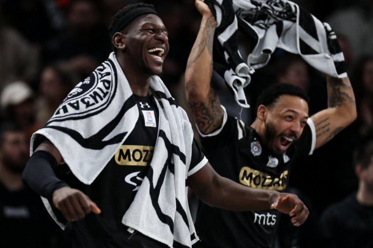 GROBARI SE HVATAJU ZA GLAVU: Barselona krade Partizanu ključnog igrača!