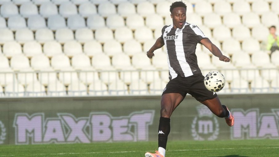 PARTIZAN SE OGLASIO SAOPŠTENjEM: Razlog je Demba Sek!