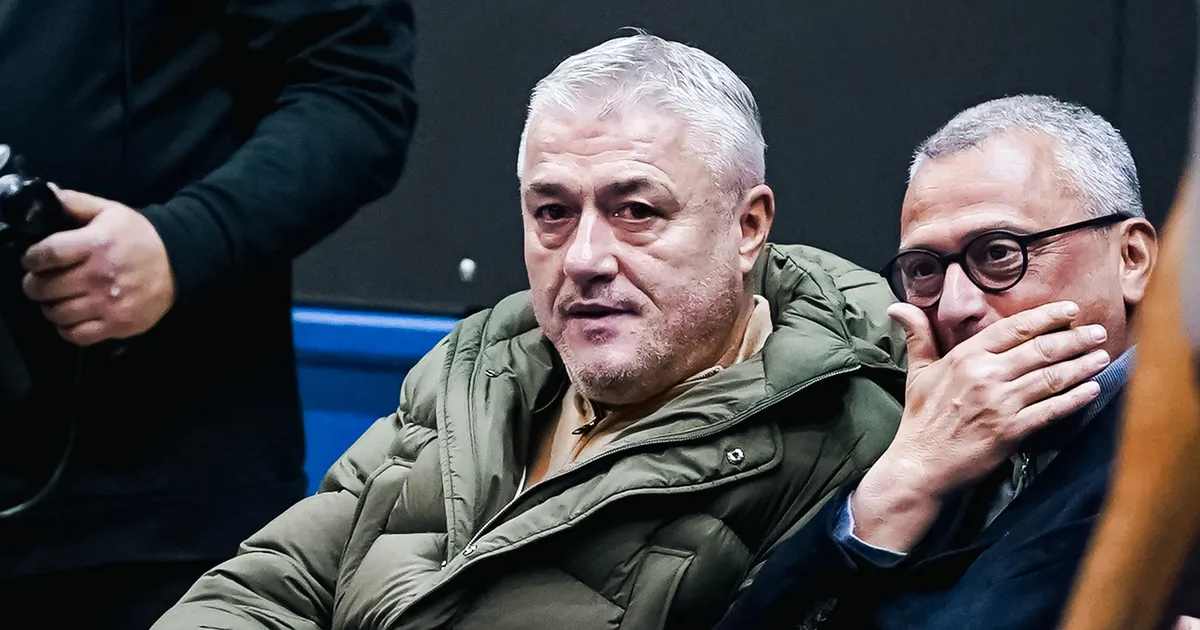 Kakav otac, takav sin: Moćna fotografija sa Eurobasketa, Predrag Danilović bodrio sina Vuka i Srbiju