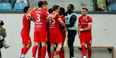 IMT pregazio Zemun i zaseo na vrh Superlige! Debitant od 17 godina overio goleadu